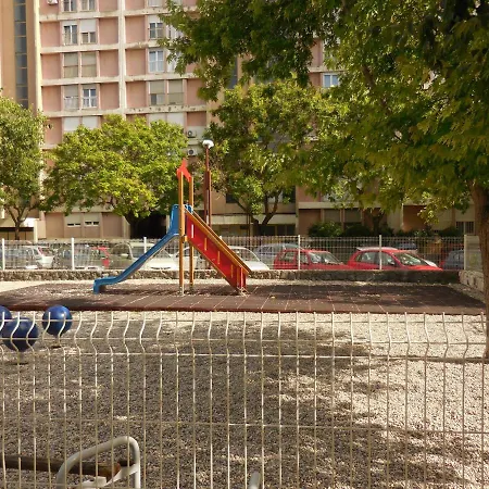 With Wifi - 11692 Apartment Split